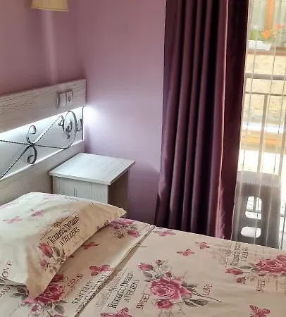 Kirios Szálloda 3*