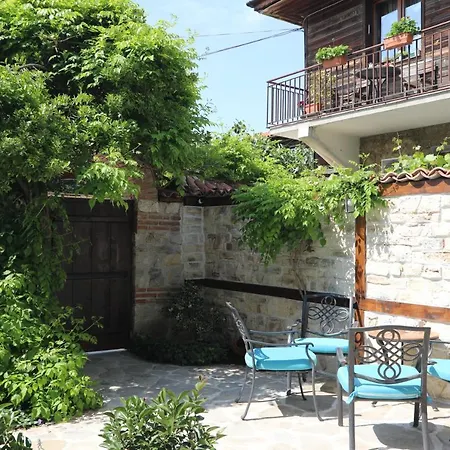 Kirios Szálloda 3*