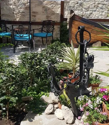 Kirios 3* 네세부르