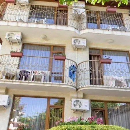 Kirios Hotel Nesebăr