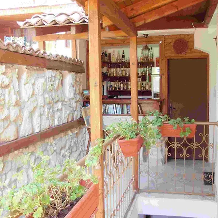 Otel Kirios