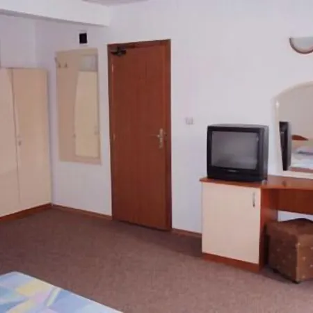 Hotel Kirios 3*