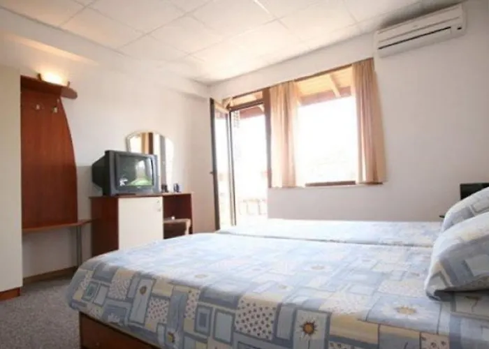 Kirios Отель 3*