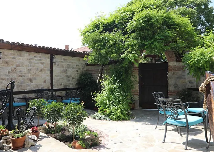 Kirios Отель Несебр